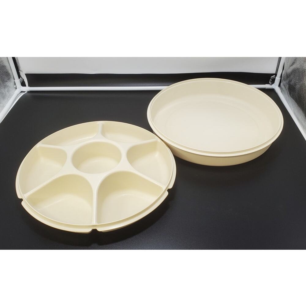 VTG Tupperware Divided Relish Veggie Chip & Dip Serving Tray and Lid 1665 1666